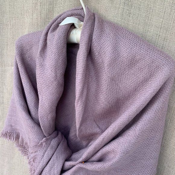 Charlotte Russe Accessories - Charlotte Russe Lavender Weave Knit Scarf/Shawl
